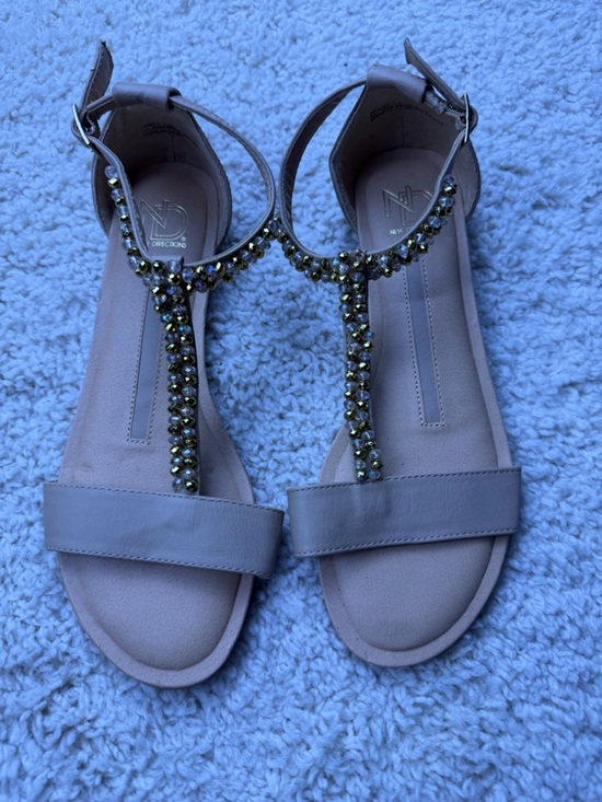 new directions Shoes - Women’s 7.5 New Directions T-Strap Sandals